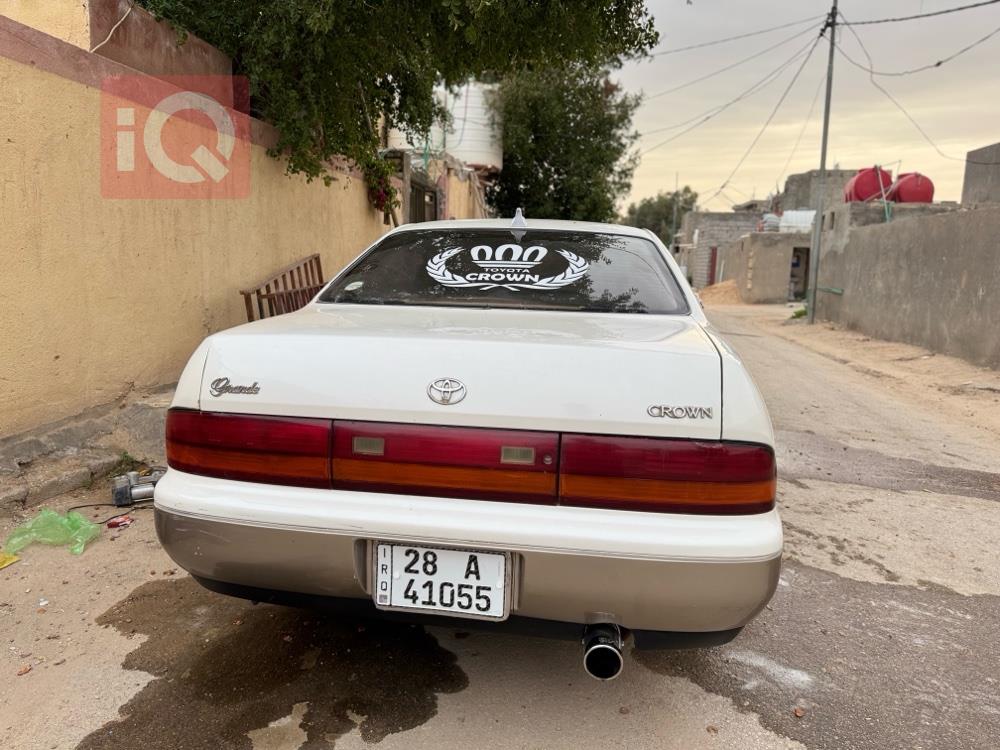 تويوتا كراون